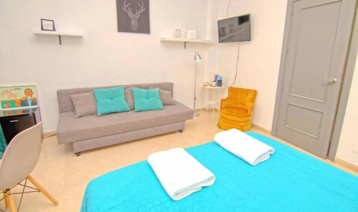 Homestay Economic Rooms Mercado Malaga Spain