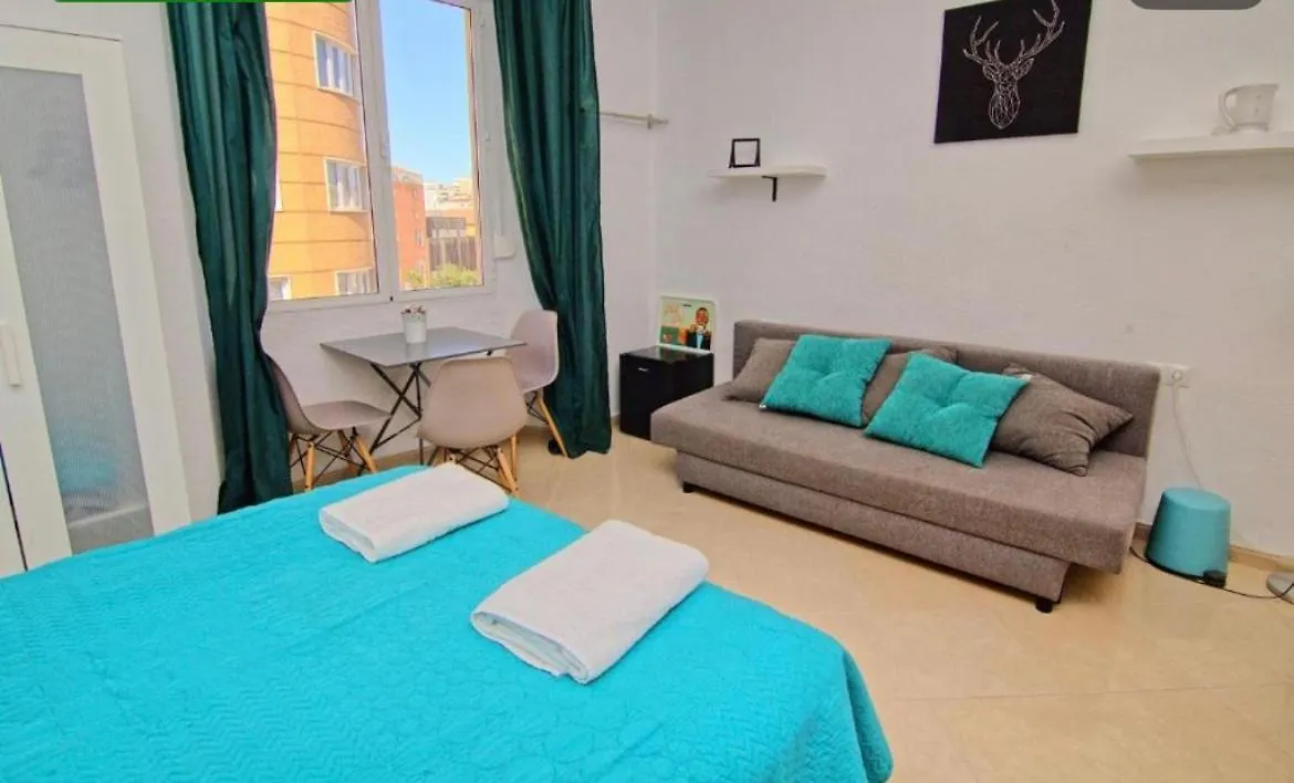Homestay Economic Rooms Mercado Malaga