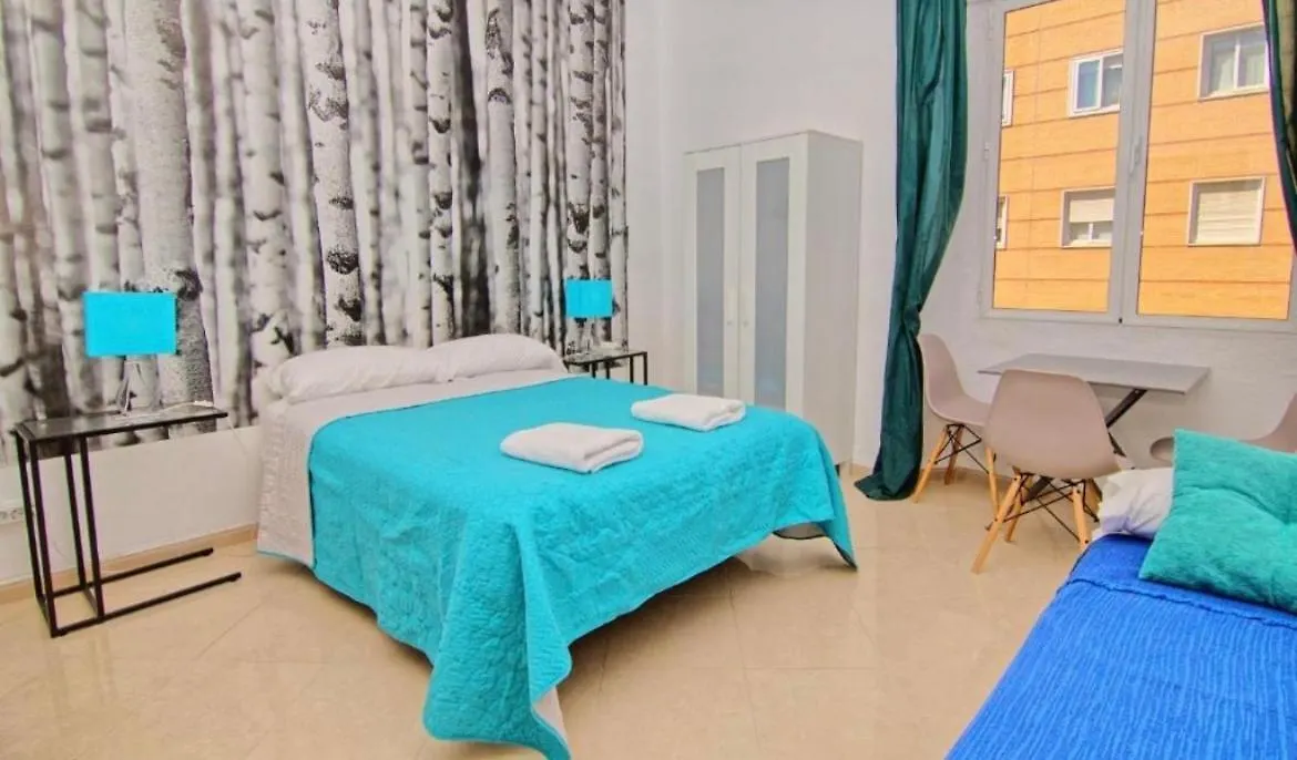 Economic Rooms Mercado Malaga Homestay